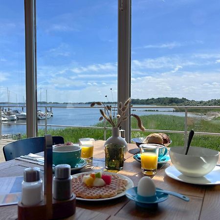 Bades Huk Marina Hotel Hohen Wieschendorf ภายนอก รูปภาพ