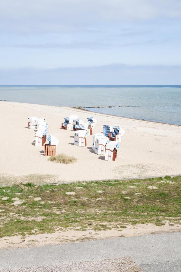 Bades Huk Marina Hotel Hohen Wieschendorf ภายนอก รูปภาพ