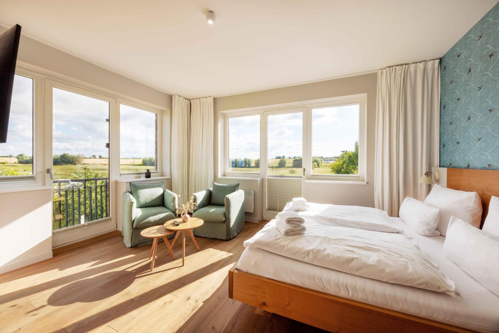 Bades Huk Marina Hotel Hohen Wieschendorf ภายนอก รูปภาพ