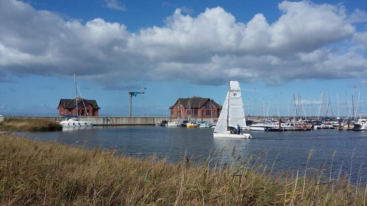 Bades Huk Marina Hotel Hohen Wieschendorf ภายนอก รูปภาพ
