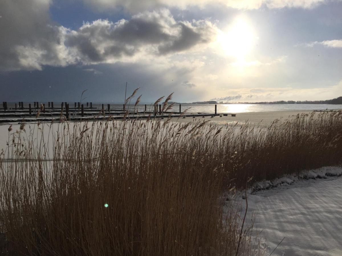 Bades Huk Marina Hotel Hohen Wieschendorf ภายนอก รูปภาพ